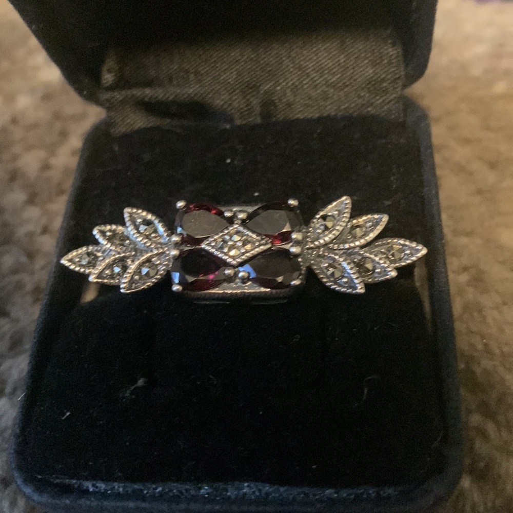 Garnet & Marcasite SET Bracelet/earrings/Brooch in silver - Picture 7 of 15